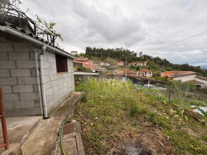 Moradia T2 para Venda em Vilarinho Foto 19