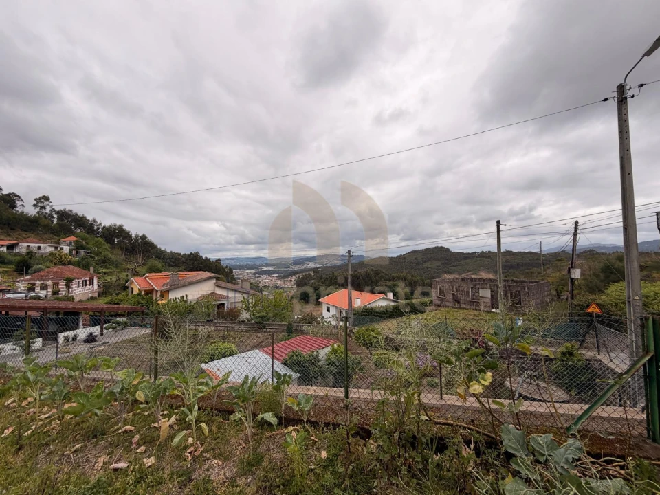 Moradia T2 para Venda em Vilarinho Foto 18