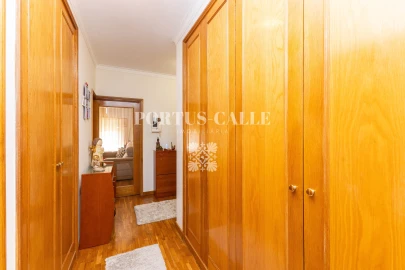Apartamento T2 para Venda em Pedroso e Seixezelo