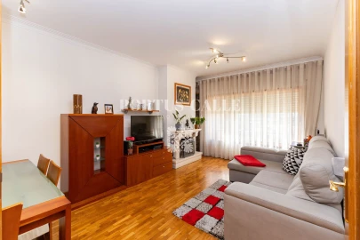 Apartamento T2 para Venda em Pedroso e Seixezelo