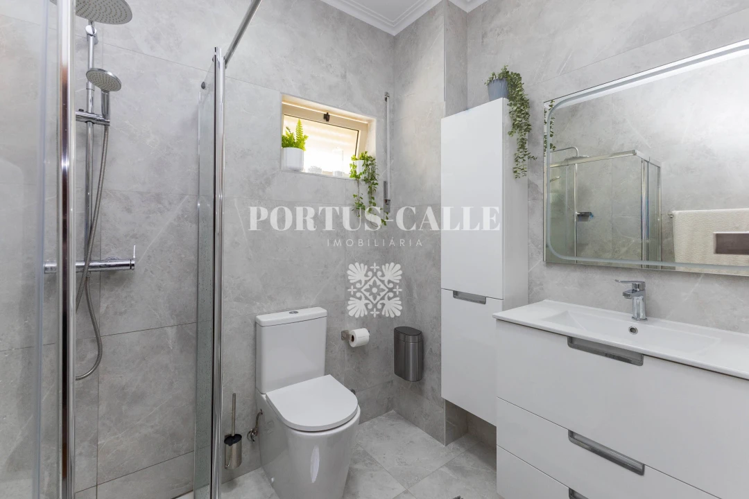 Apartamento T2 para Venda em Pedroso e Seixezelo Foto 13
