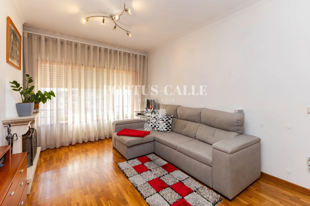 Apartamento T2 para Venda em Pedroso e Seixezelo Foto 10