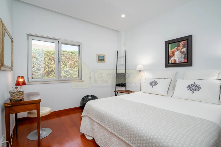 Moradia T4 para Venda em Montenegro Foto 32