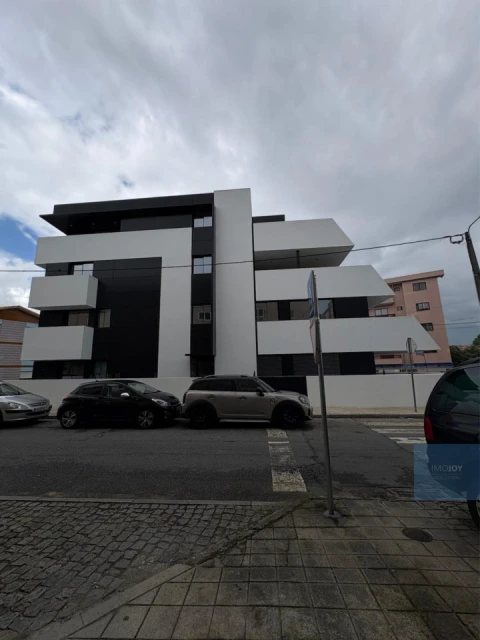 Apartamento T2 para Venda em Gondomar (São Cosme), Valbom e Jovim