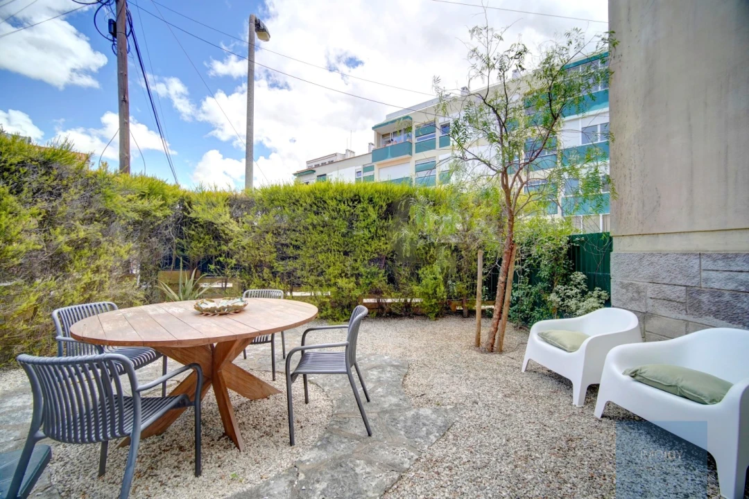 Apartamento T4 para Arrendamento em Carcavelos e Parede Foto 1