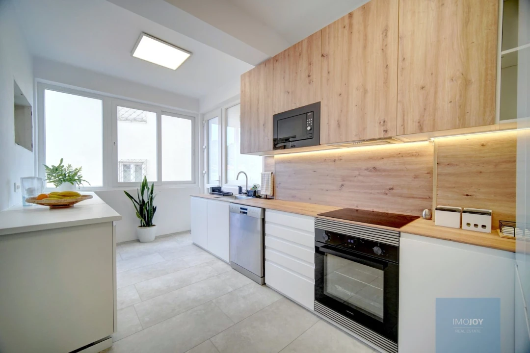 Apartamento T4 para Arrendamento em Carcavelos e Parede Foto 4