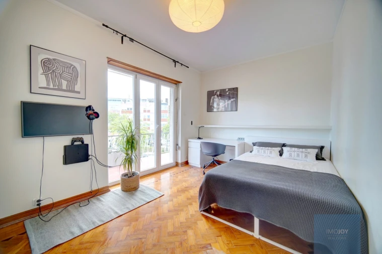 Apartamento T4 para Arrendamento em Carcavelos e Parede Foto 8