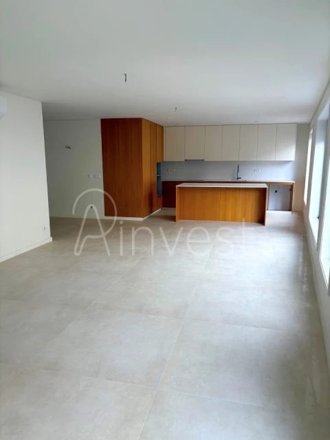 Apartamento T3 para Venda em Cedofeita, Santo Ildefonso, Sé, Miragaia, São Nicolau e Vitória