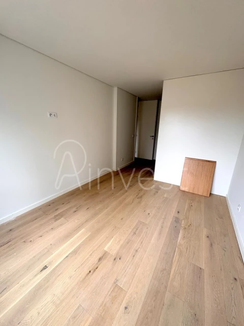Apartamento T3 para Venda em Cedofeita, Santo Ildefonso, Sé, Miragaia, São Nicolau e Vitória