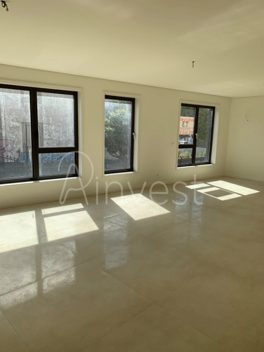 Apartamento T3 para Venda em Cedofeita, Santo Ildefonso, Sé, Miragaia, São Nicolau e Vitória Foto 7