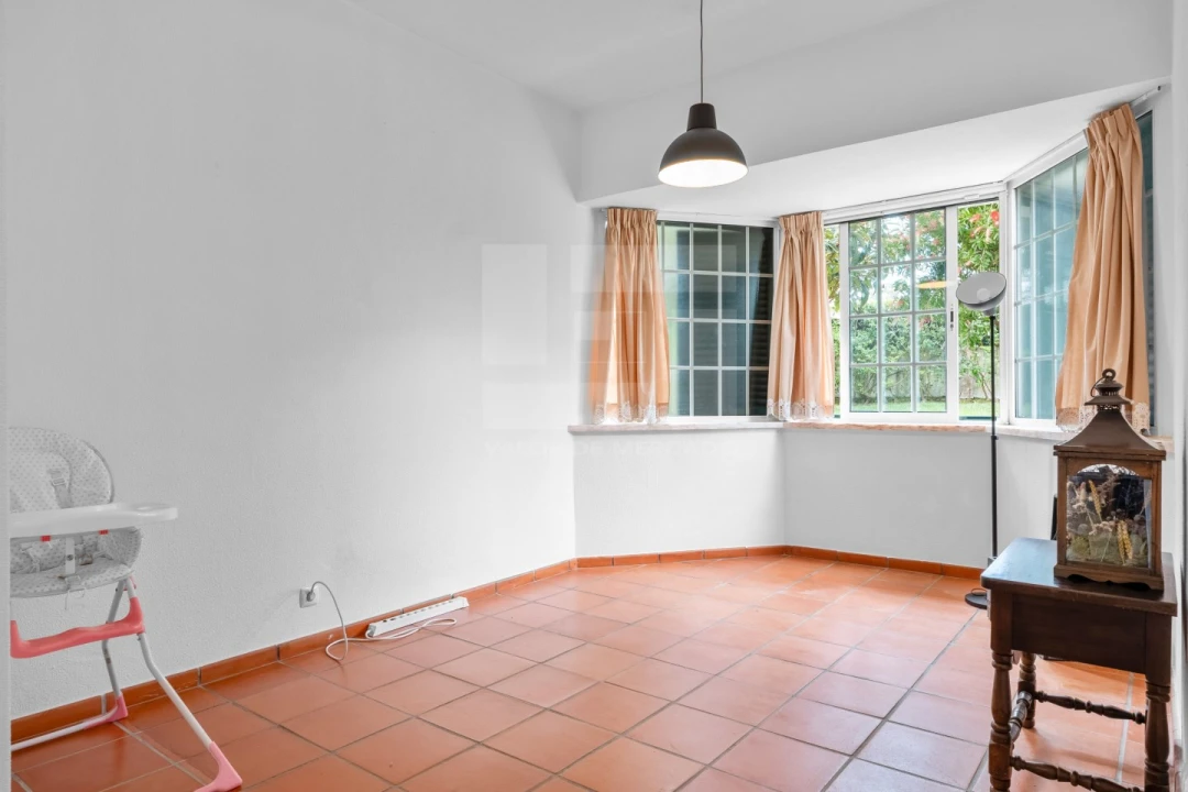 Apartamento T6 para Venda em Corroios Foto 23