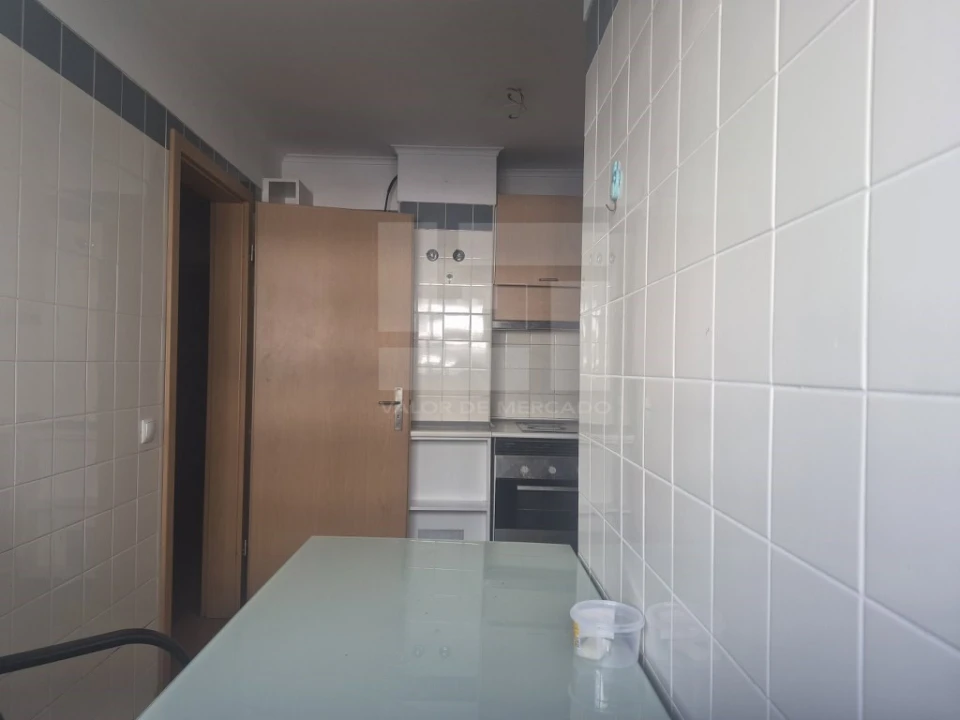 Apartamento T2 para Venda em Santa Clara Foto 6