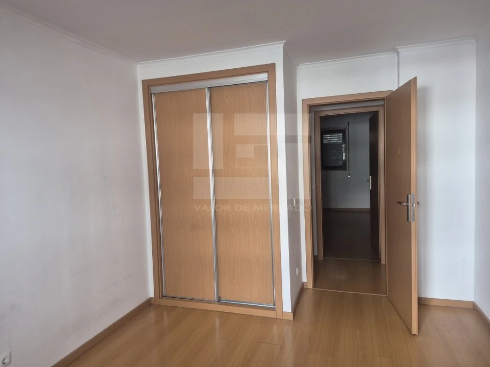 Apartamento T2 para Venda em Santa Clara Foto 11
