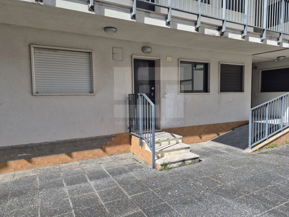 Apartamento T2 para Venda em Santa Clara Foto 25