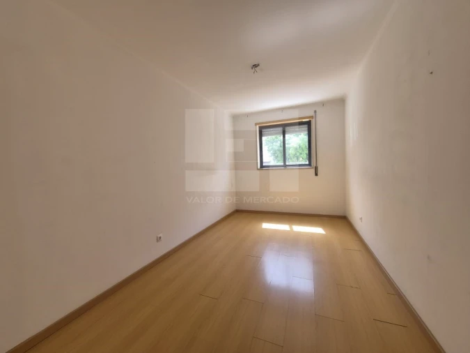 Apartamento T2 para Venda em Santa Clara Foto 14