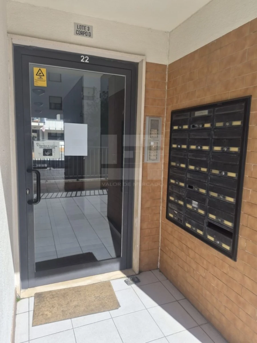 Apartamento T2 para Venda em Santa Clara Foto 18