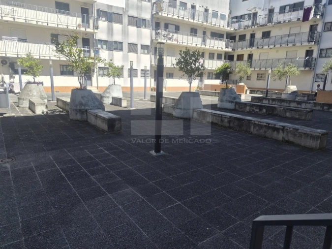 Apartamento T2 para Venda em Santa Clara Foto 26