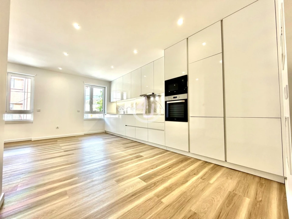Apartamento T3 para Venda em Nazare Foto 1