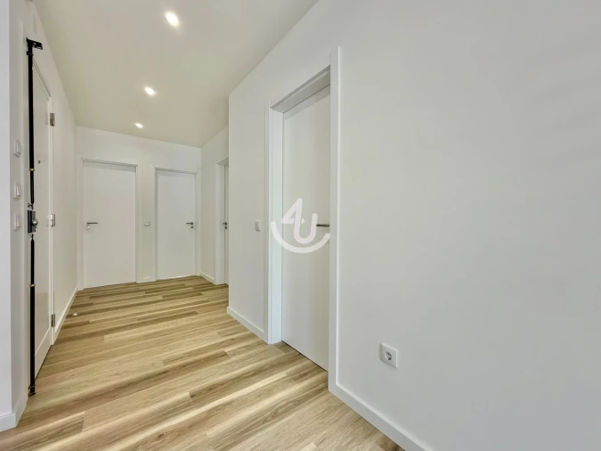 Apartamento T3 para Venda em Nazare Foto 9