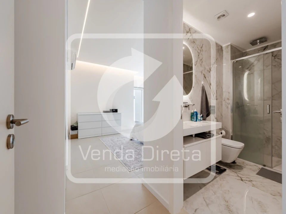 Apartamento T4 para Venda em Barreiro e Lavradio Foto 21