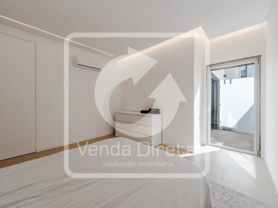 Apartamento T4 para Venda em Barreiro e Lavradio Foto 25
