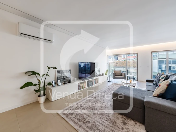Apartamento T4 para Venda em Barreiro e Lavradio Foto 8