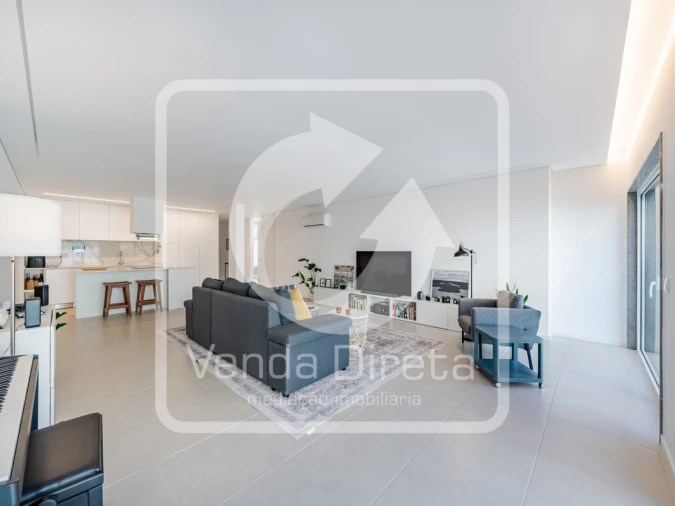 Apartamento T4 para Venda em Barreiro e Lavradio Foto 12