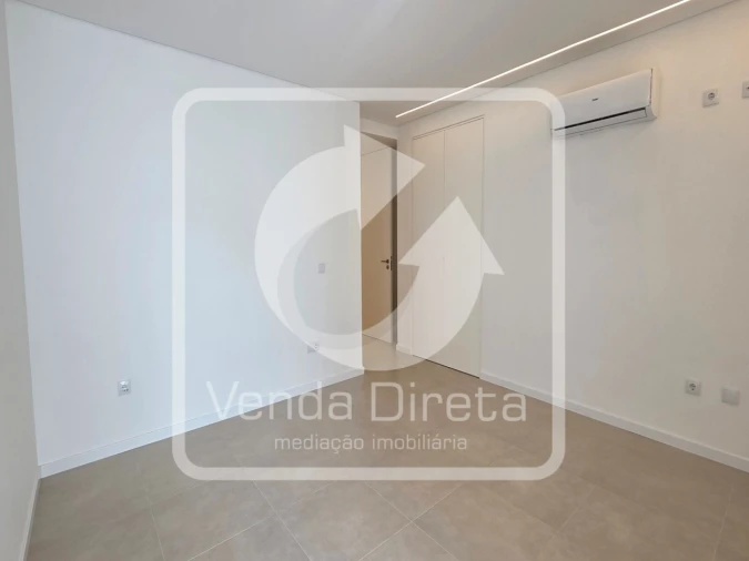 Apartamento T4 para Venda em Barreiro e Lavradio Foto 30