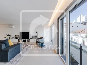 Apartamento T4 para Arrendamento em Barreiro e Lavradio