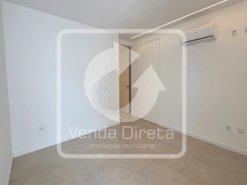 Apartamento T4 para Arrendamento em Barreiro e Lavradio
