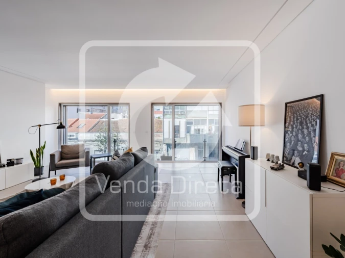 Apartamento T4 para Arrendamento em Barreiro e Lavradio Foto 7