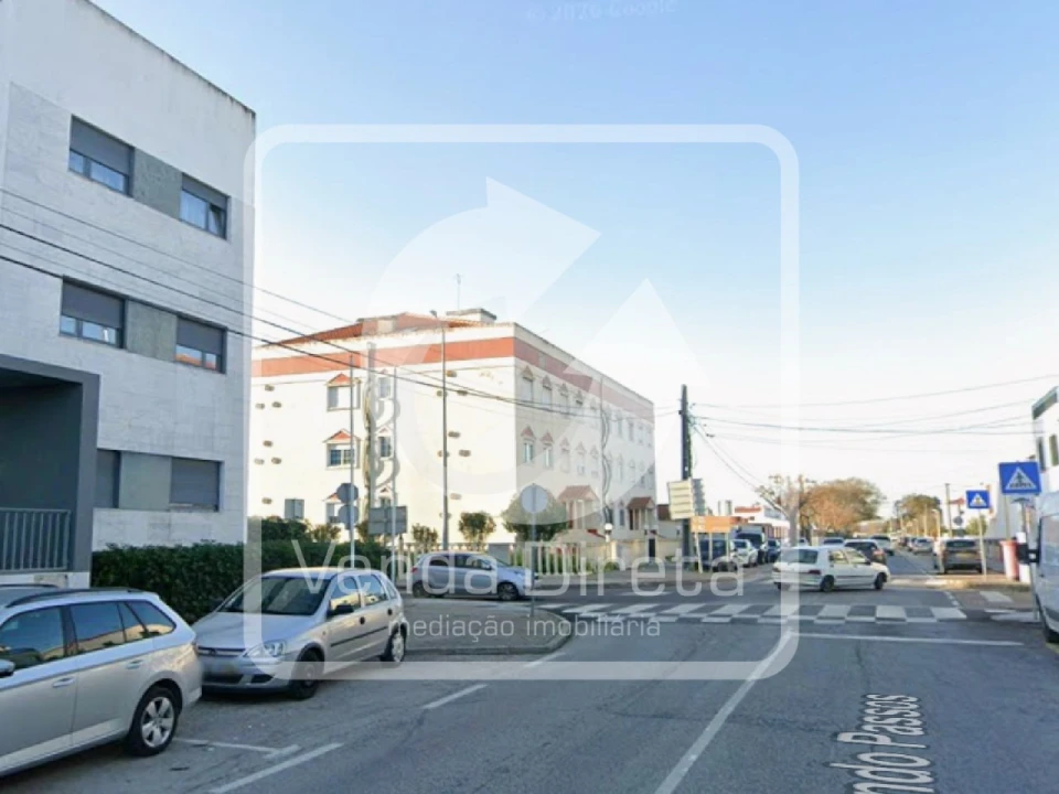 Apartamento T3 para Venda em Santa Maria do Castelo e Santiago e Santa Susana Foto 27