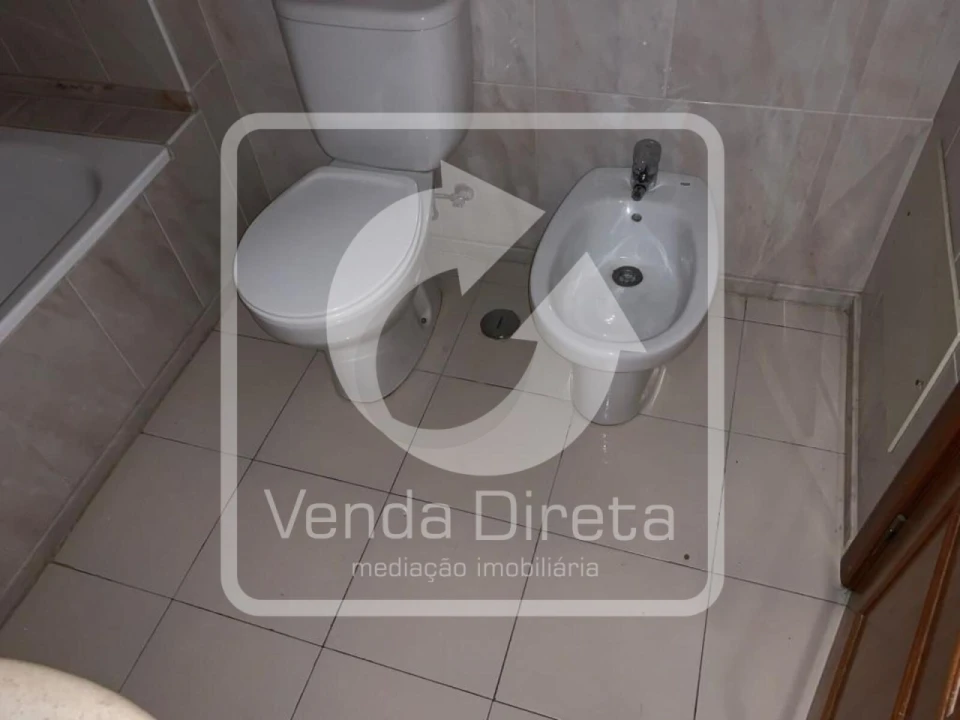 Apartamento T3 para Venda em Santa Maria do Castelo e Santiago e Santa Susana Foto 12
