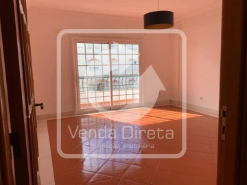 Apartamento T3 para Venda em Santa Maria do Castelo e Santiago e Santa Susana