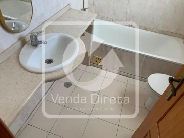 Apartamento T3 para Venda em Santa Maria do Castelo e Santiago e Santa Susana