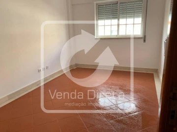 Apartamento T3 para Venda em Santa Maria do Castelo e Santiago e Santa Susana