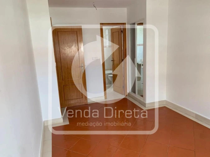 Apartamento T3 para Venda em Santa Maria do Castelo e Santiago e Santa Susana Foto 2