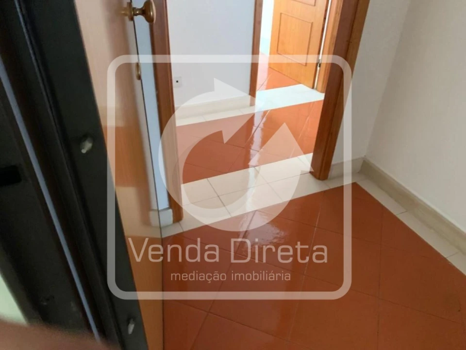 Apartamento T3 para Venda em Santa Maria do Castelo e Santiago e Santa Susana Foto 17