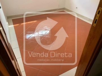 Apartamento T3 para Venda em Santa Maria do Castelo e Santiago e Santa Susana