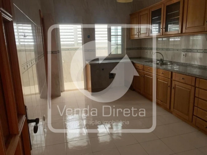 Apartamento T3 para Venda em Santa Maria do Castelo e Santiago e Santa Susana Foto 2