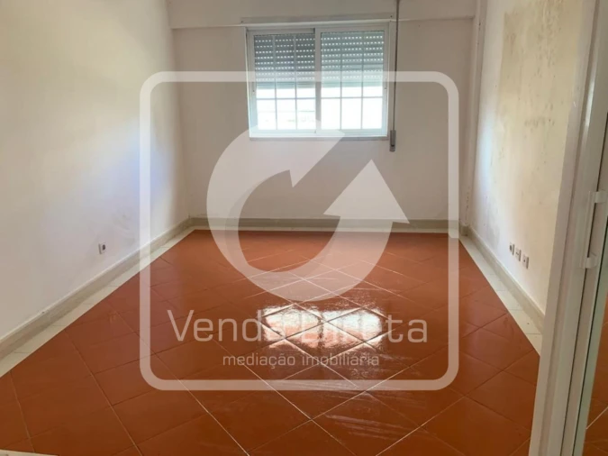 Apartamento T3 para Venda em Santa Maria do Castelo e Santiago e Santa Susana Foto 4