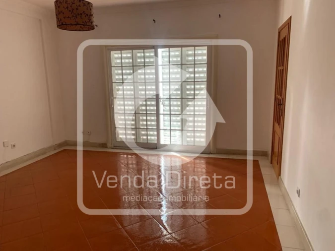 Apartamento T3 para Venda em Santa Maria do Castelo e Santiago e Santa Susana Foto 12