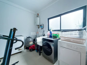 Moradia T5 para Venda em Vila Nova da Barquinha