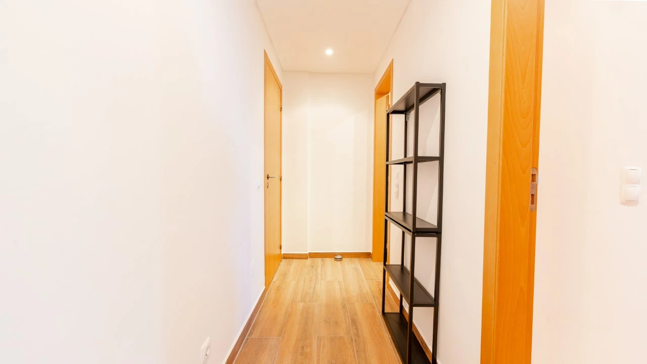 Apartamento T2 para para venda em Quarteira Foto 26