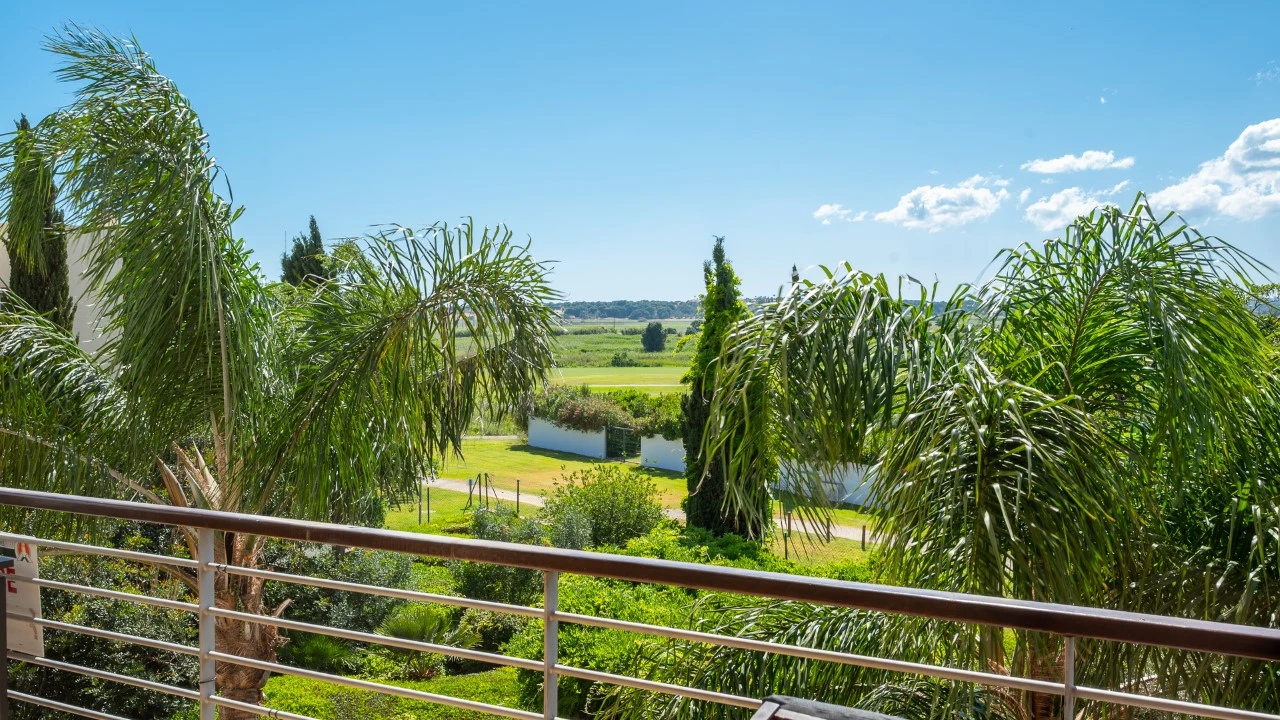 Apartamento T2 para para venda em Quarteira Foto 25