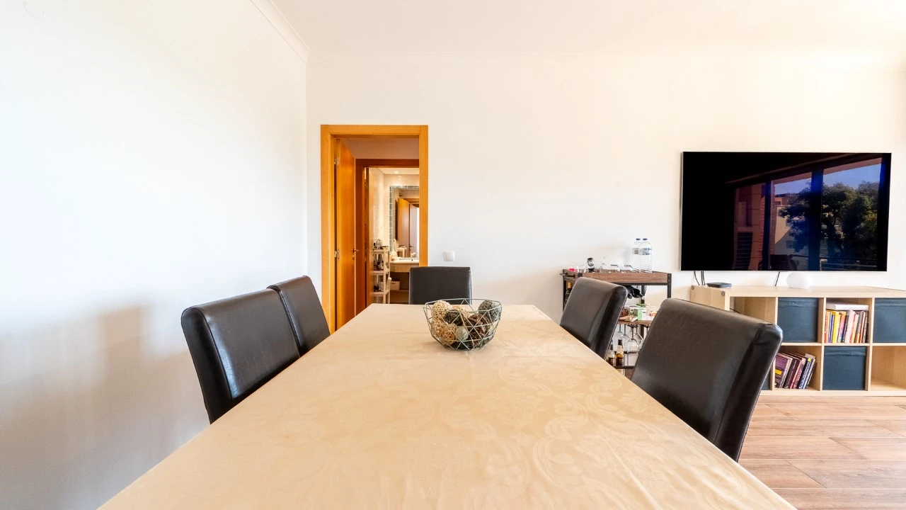 Apartamento T2 para para venda em Quarteira Foto 31