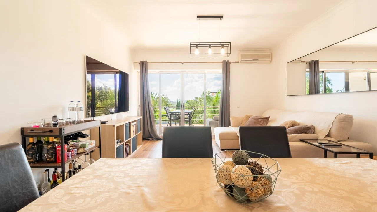 Apartamento T2 para para venda em Quarteira Foto 17