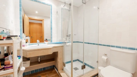Apartamento T2 para para venda em Quarteira