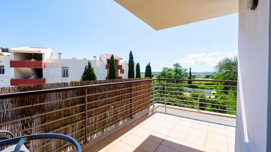 Apartamento T2 para para venda em Quarteira Foto 16