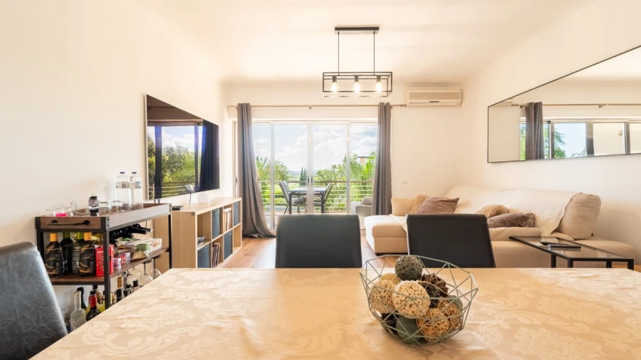 Apartamento T2 para para venda em Quarteira Foto 17